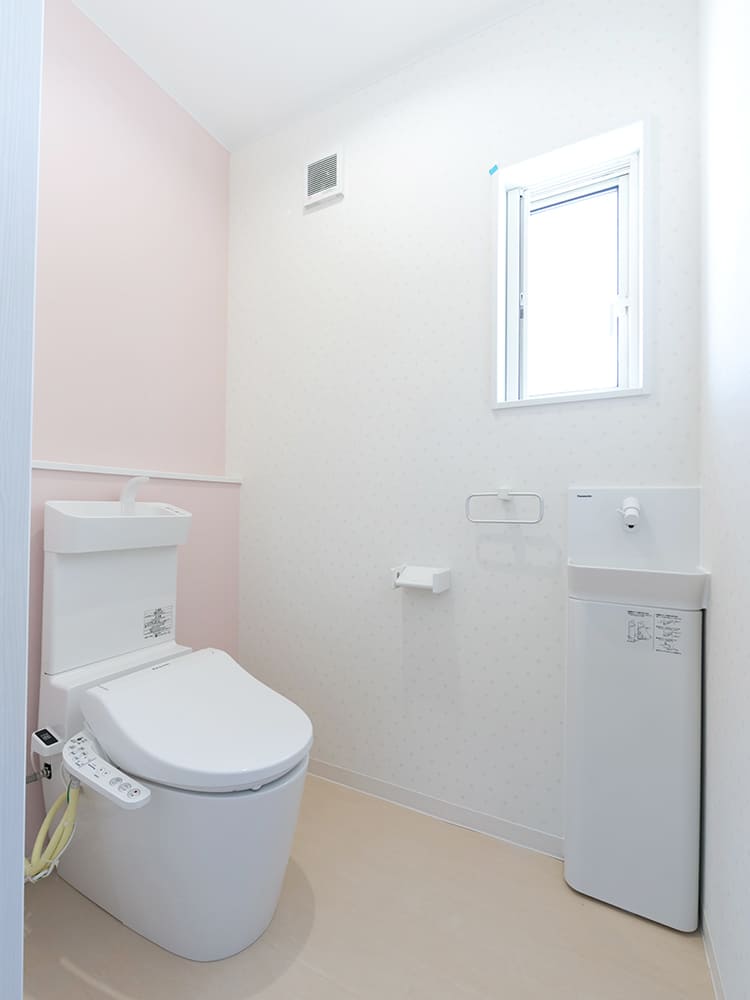 王子建設　法人施設施工事例　トイレ