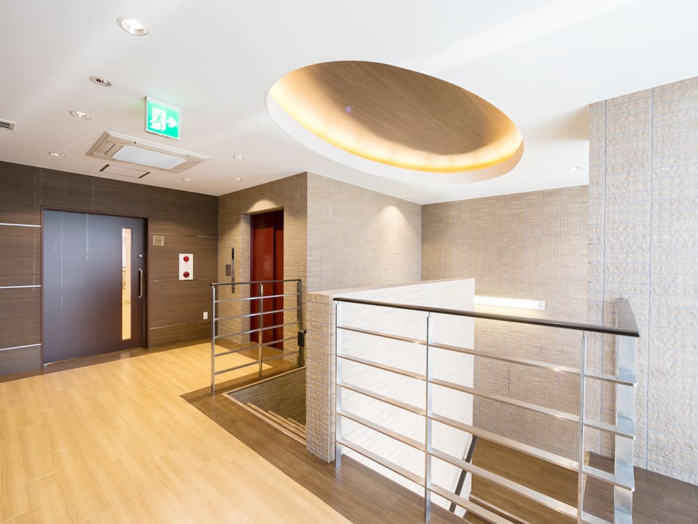 王子建設　法人施設施工事例　2Fホール