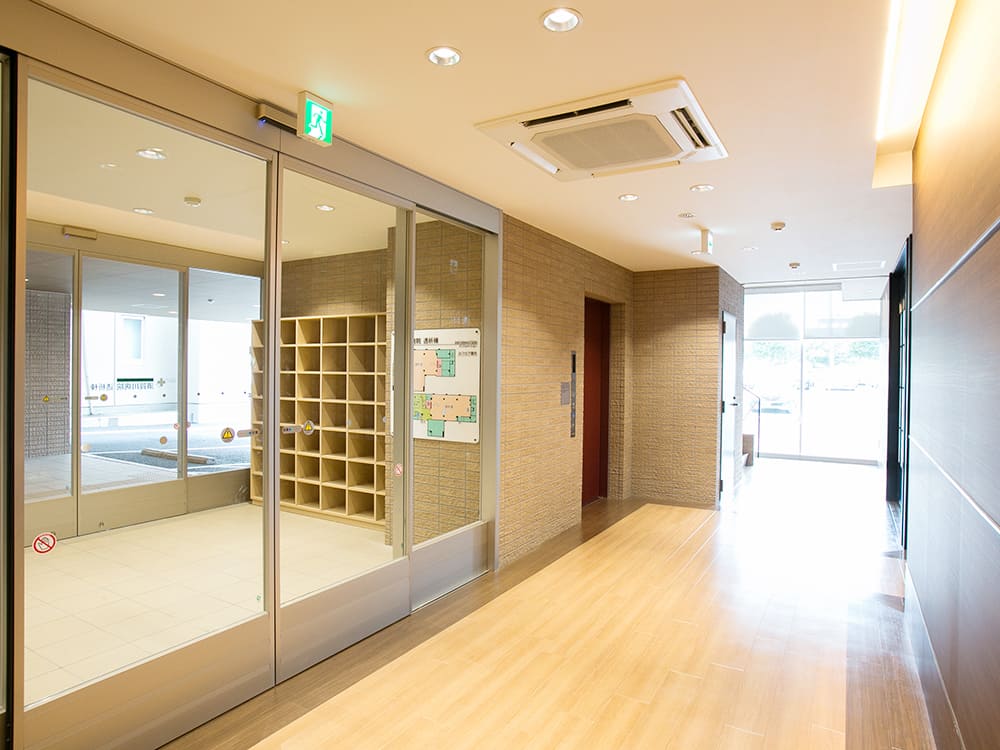 王子建設　法人施設施工事例　玄関