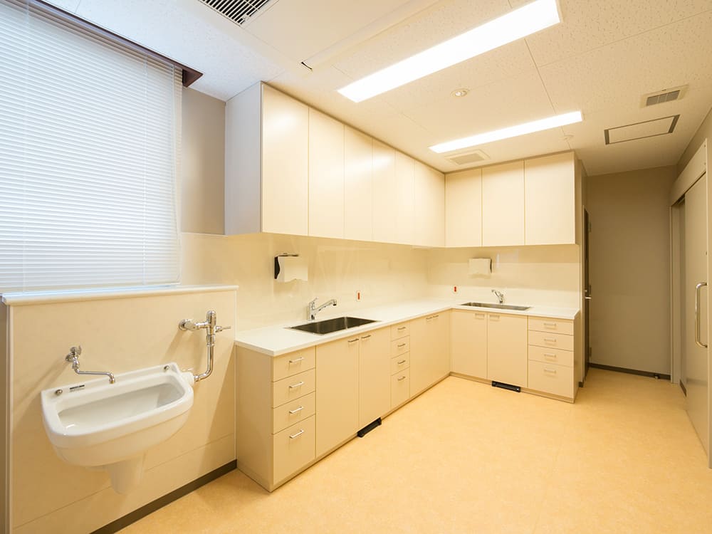 王子建設　法人施設施工事例　1F消毒汚物室
