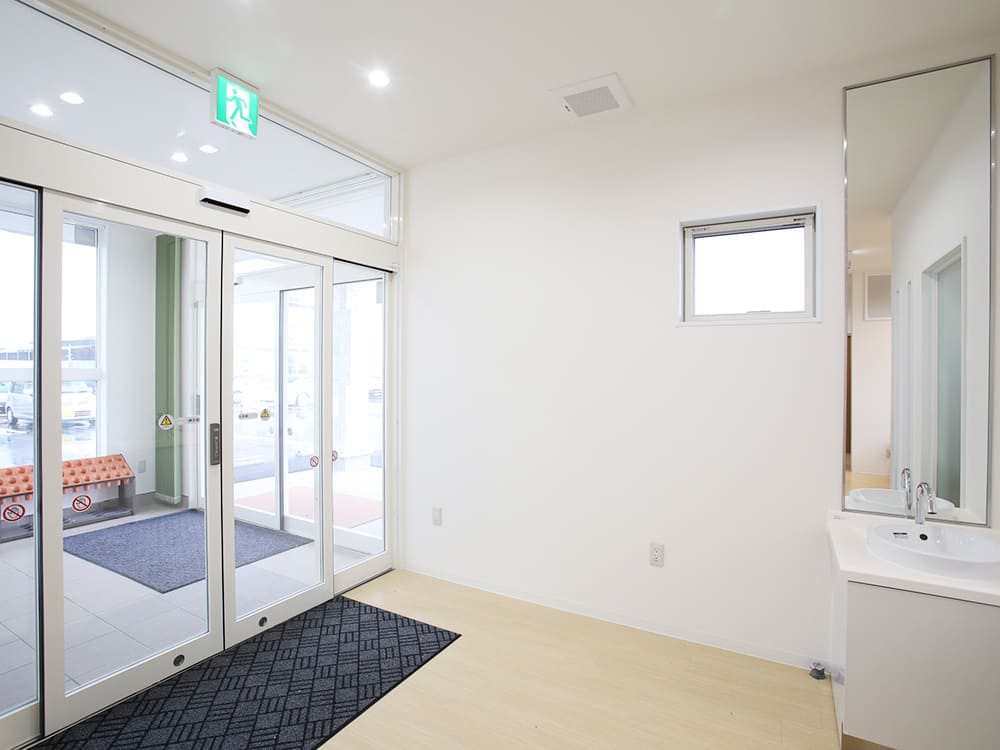 王子建設　法人施設施工事例　エントランス